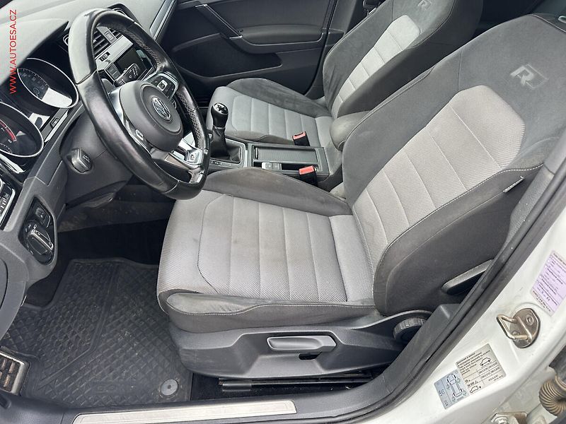 Volkswagen Golf (2014) 1.2TSI VII, R-Line - fotka 9 z 21