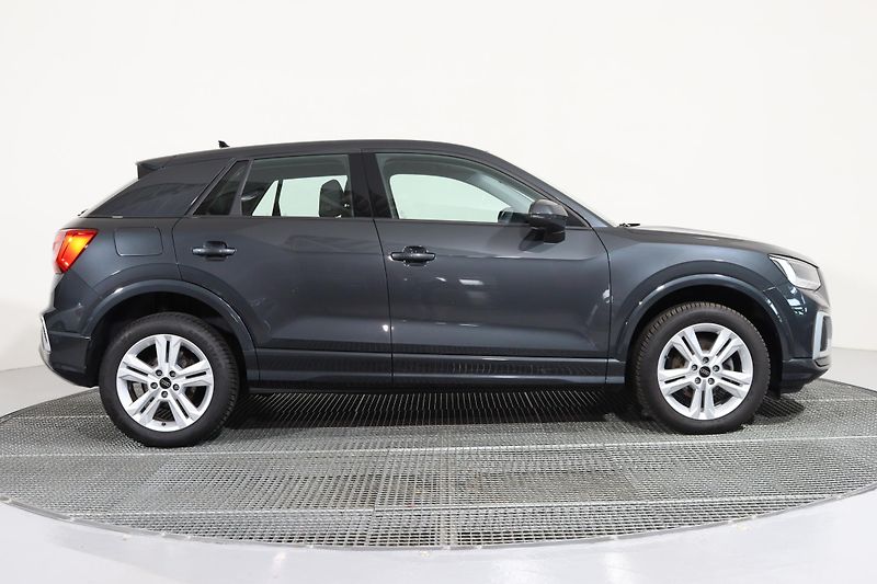 Audi Q2 Advanced 35 TFSI Stronic - fotka 4 z 26