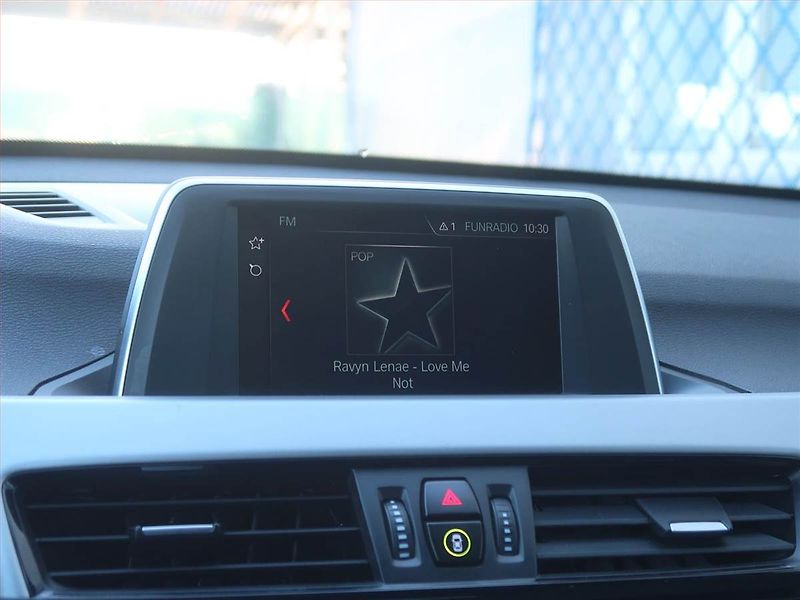 BMW X1 (2017) sDrive18d, Automat, Serv.kniha - fotka 12 z 19
