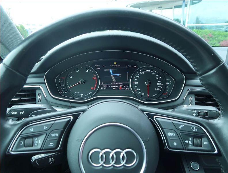 Audi A5 (2018) S-Line 2.0 TDI - fotka 17 z 18