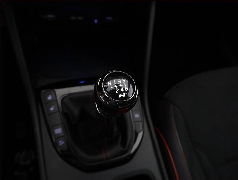 Hyundai Tucson (2021) N-Line 1.6 T-GDI - fotka 14 z 21