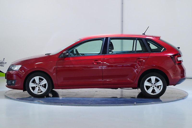 Škoda Rapid - fotka 3 z 25