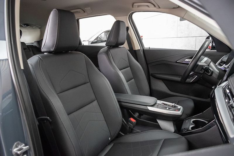 BMW X1 xDrive23d PREMIUM*DPH*ČR 1.MAJ - fotka 11 z 43