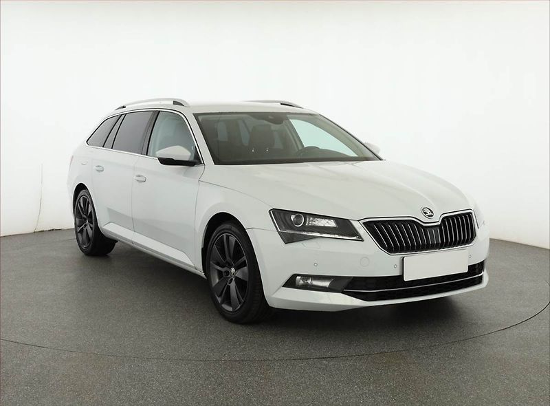 Škoda Superb (2016) Style Plus 2.0 TDI, Automat - fotografie inzerátu
