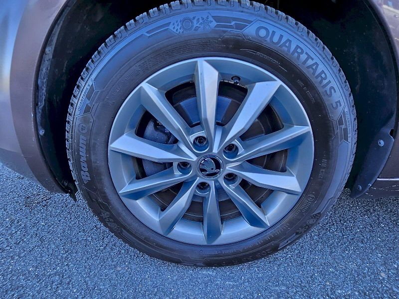 Škoda Octavia (2013) Ambition 1,2TSI - fotka 21 z 22