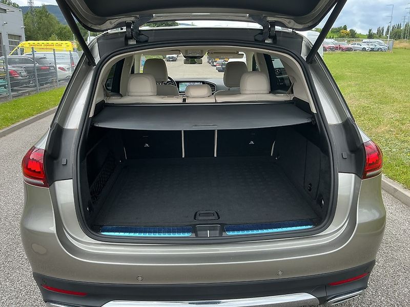 Mercedes-Benz GLE 350 d 4MATIC - fotka 23 z 27