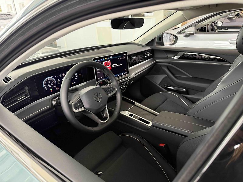 Volkswagen Passat (2026) 2,0 TDI 110 kW - fotka 5 z 8