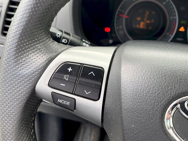 Toyota Auris (2012) 1,4 D-4D 6man - fotka 21 z 22