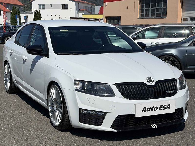 Škoda Octavia (2015) 2.0TSi, RS - fotografie inzerátu