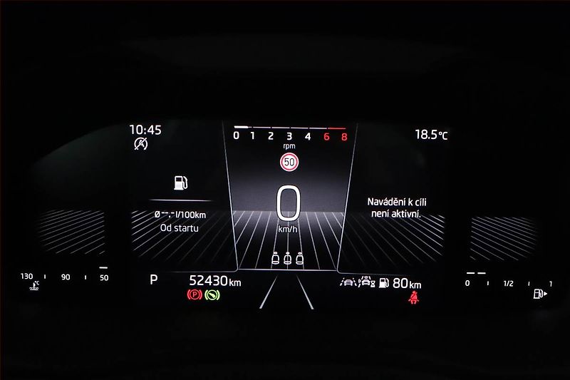 Škoda Karoq (2024) Style 1.5 TSI - fotka 8 z 17