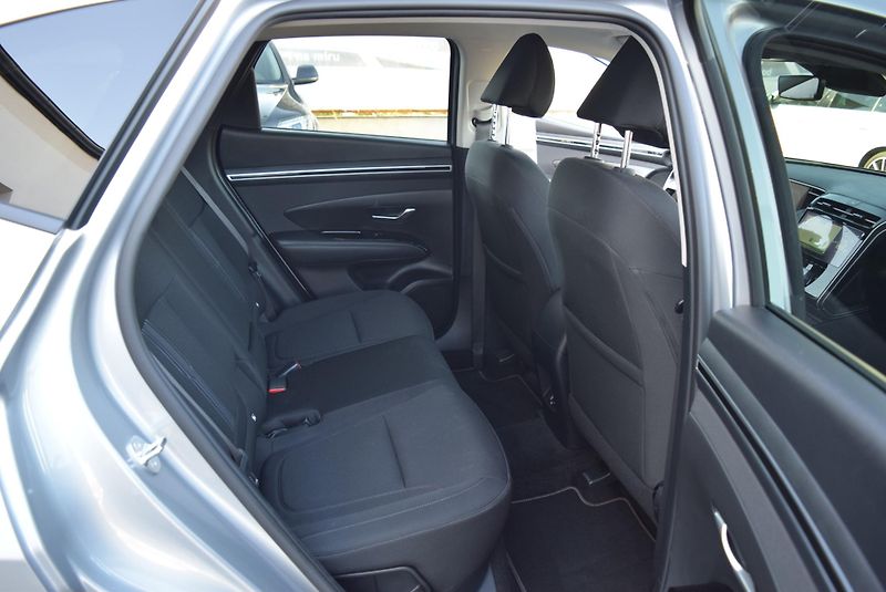 Hyundai Tucson (2024) 1.6T-GDi 110kw MHEV 48V STYLE  - fotka 42 z 47
