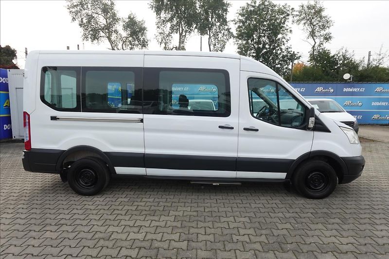 Ford Transit 2,0 TDCi  L3H2 9MÍST KLIMA - fotka 9 z 44