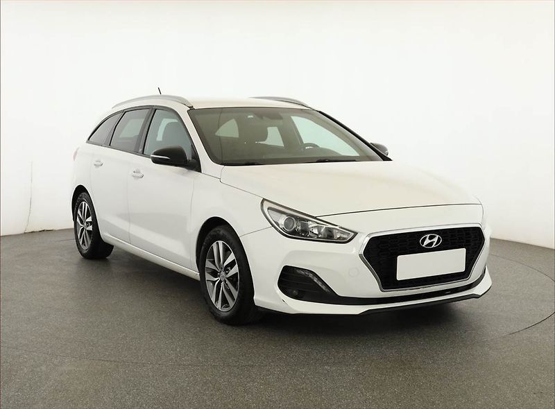 Hyundai i30 (2018) 1.4 T-GDI, ČR,1.maj - fotografie inzerátu