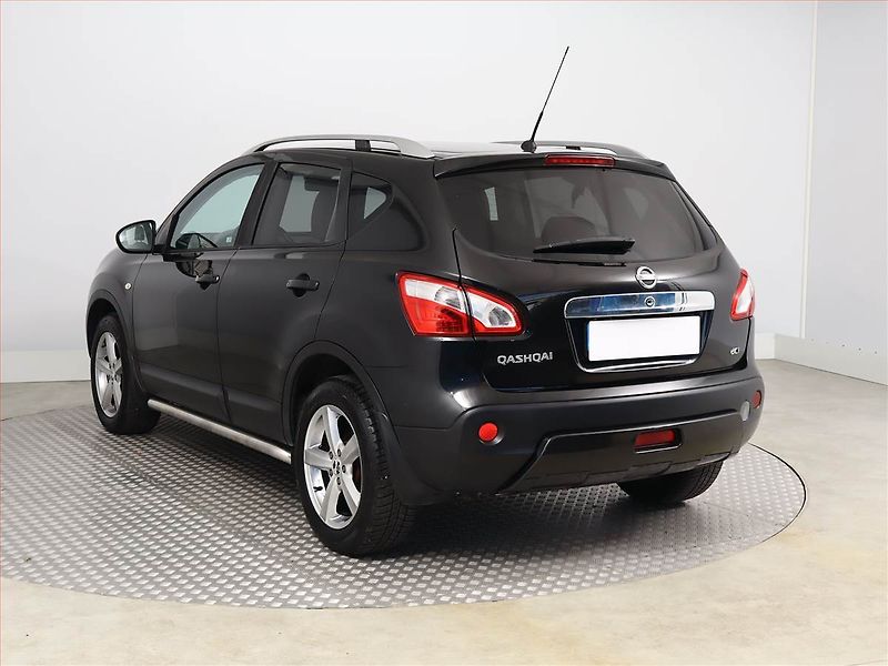 Nissan Qashqai (2010) 2.0 dCi, 4X4, Automat, Navi - fotka 4 z 15