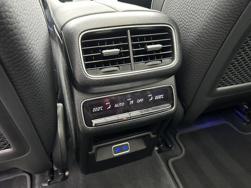 Mercedes-Benz GLS 450d 4MATIC AMG Premium Plus - fotka 33 z 42