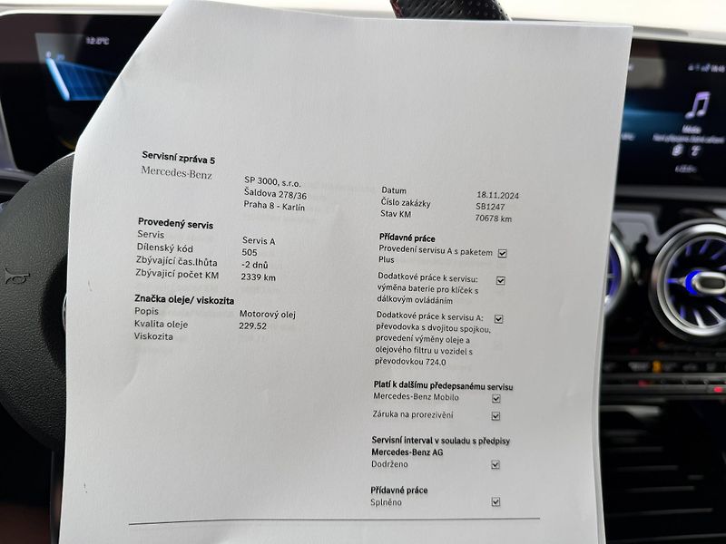 Mercedes-Benz Třídy A A35AMG*225kw*4x4*Panorama* - fotka 38 z 44