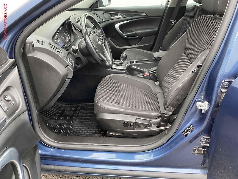 Opel Insignia (2017) 1.6CDTi, ČR, AC, tempo - fotka 9 z 16