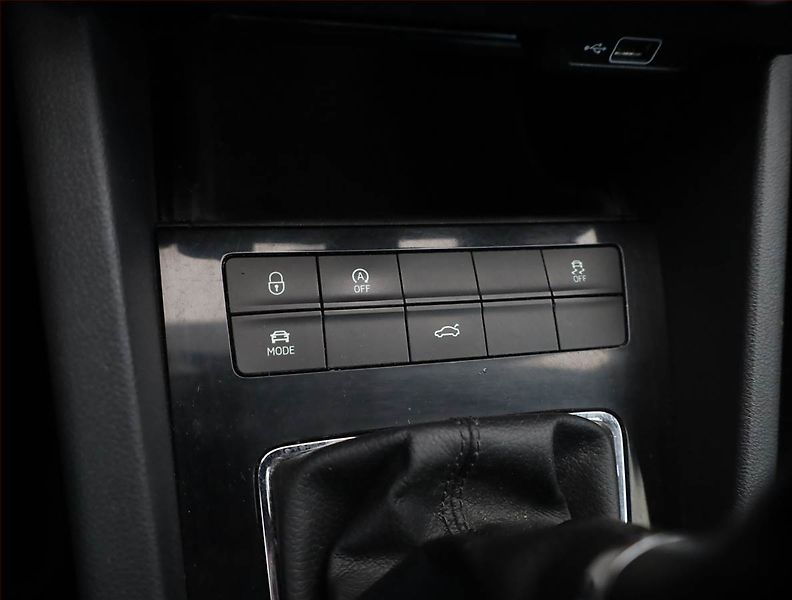 Škoda Octavia (2018) Scout 2.0 TDI, 4X4, Tempomat - fotka 15 z 21