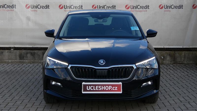 Škoda Scala 1.0 TSI Style DSG - fotka 2 z 22