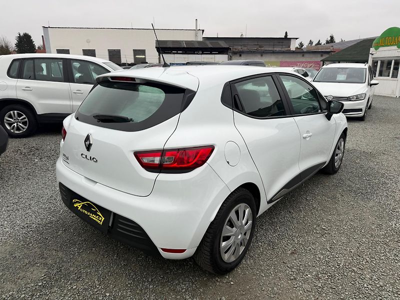 Renault Clio 0.9 TCe Generation - fotka 6 z 13