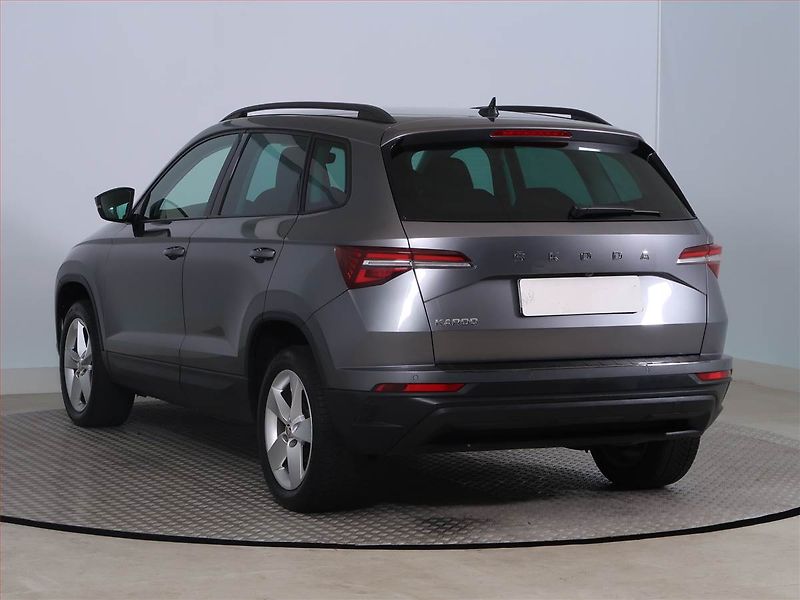 Škoda Karoq (2024) Ambition Plus 2.0 TDI - fotka 4 z 27