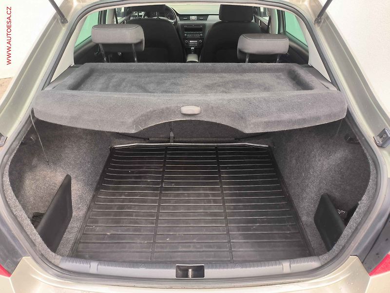 Škoda Rapid (2013) 1.4TSI, ČR, autoAC - fotka 7 z 15