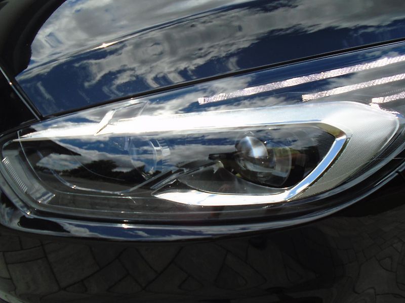 Ford S-MAX 2.0EcoBlue140kW 8AT ST-Line 7m - fotka 10 z 48