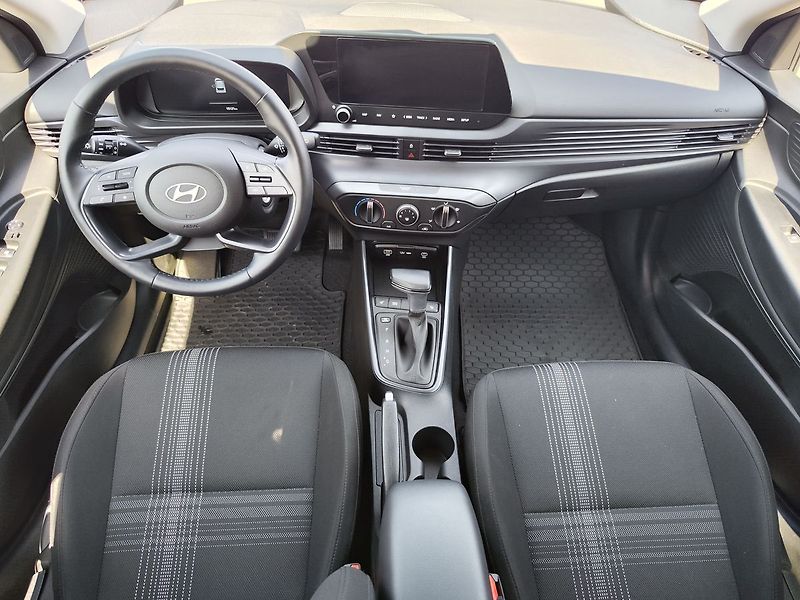 Hyundai i20 1.0 T-GDi/74kW GO! WINTER DCT - fotka 12 z 31