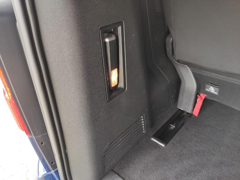 Citroën SpaceTourer (2017) 2.0 HDI MAN6 150k 1. majitel - fotka 31 z 33