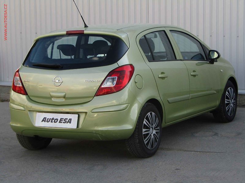Opel Corsa (2007) 1.2 T, ČR - fotka 4 z 16