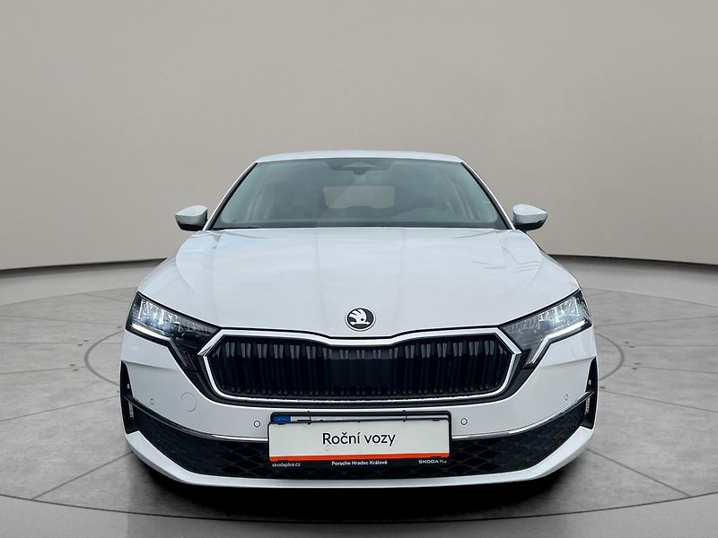 Škoda Octavia TOP SELECTION 1,5 TSI 110kW - fotka 4 z 26