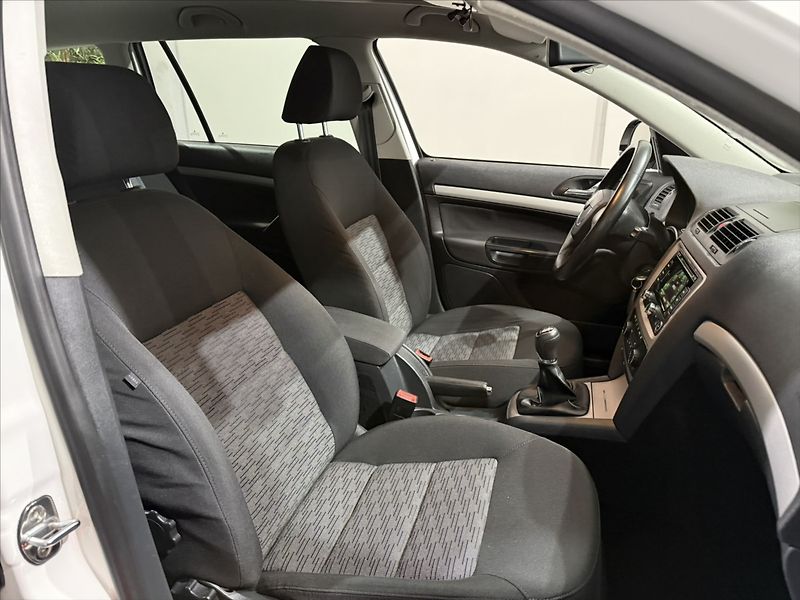 Škoda Octavia 1,2   TSI 77KW NOVÉ ROZVODY - fotka 21 z 31