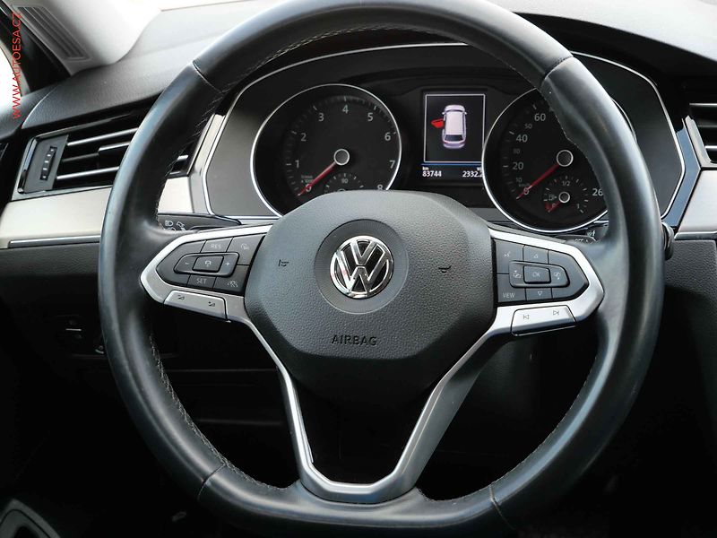 Volkswagen Passat (2019) 1.5 TSi, ČR, DSG - fotka 13 z 21
