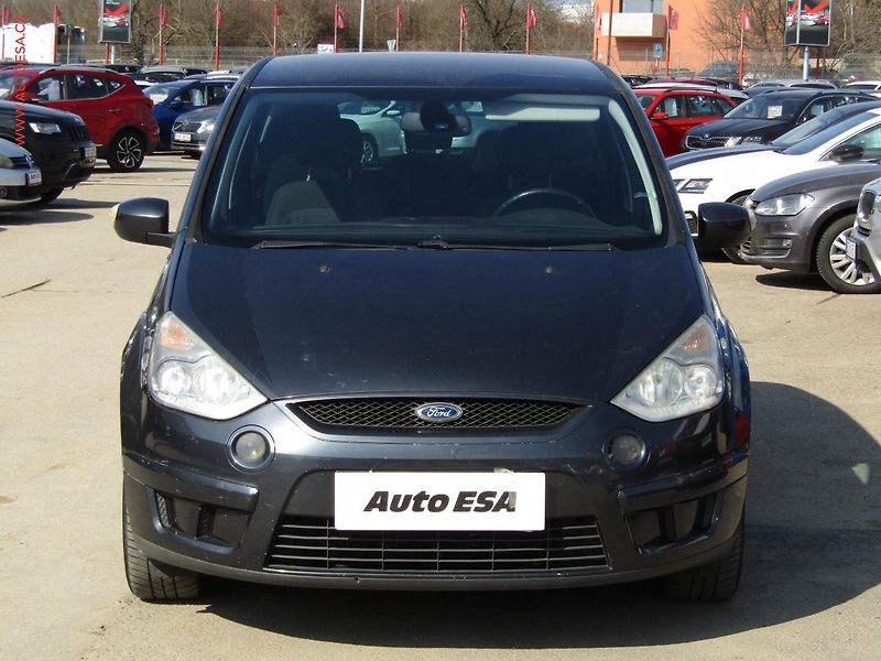 Ford S-MAX (2006) 2.0TDCi, AC, TZ - fotka 2 z 16