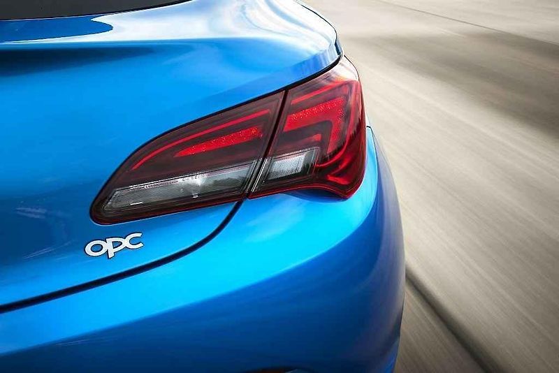 Opel Astra OPC.