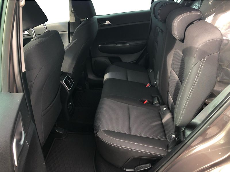 Kia Sportage 2,0 CRD| - fotka 12 z 29