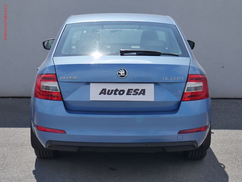 Škoda Octavia (2014) 1.2TSi, ČR, Elegance, autoAC - fotka 5 z 21