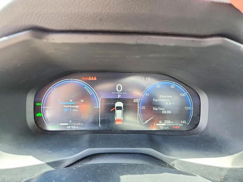 Toyota RAV4 (2024) Auto na cestě - fotka 9 z 13
