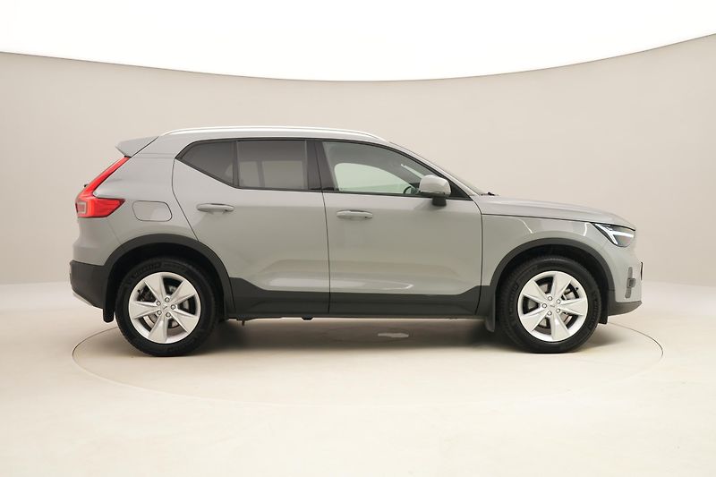 Volvo XC40 B4 CORE AUT  - fotka 14 z 49