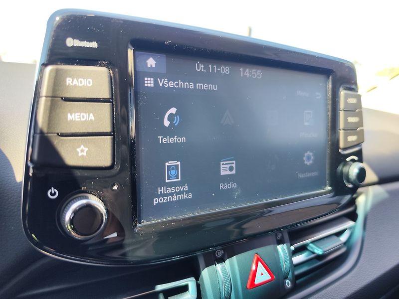 Hyundai i30 1.5 T-GDI/117kW Smart - fotka 18 z 32