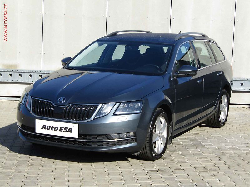 Škoda Octavia (2017) 2.0 TDi, 2.maj,ČR, Style, LED - fotka 3 z 18