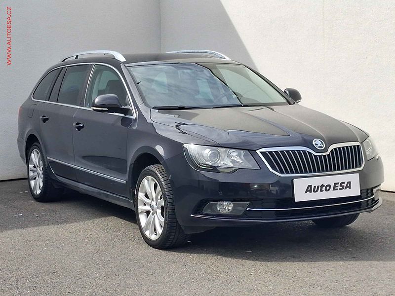 Škoda Superb (2014) 2.0TDI 4x4, ČR, Elegance - fotografie inzerátu