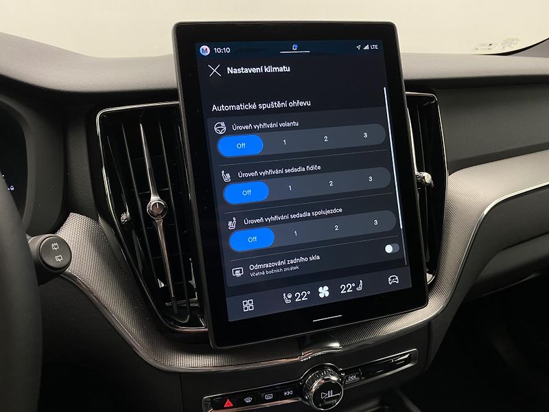 Volvo XC60 T8 AWD RECHARGE BLACK EDITION - fotka 43 z 63