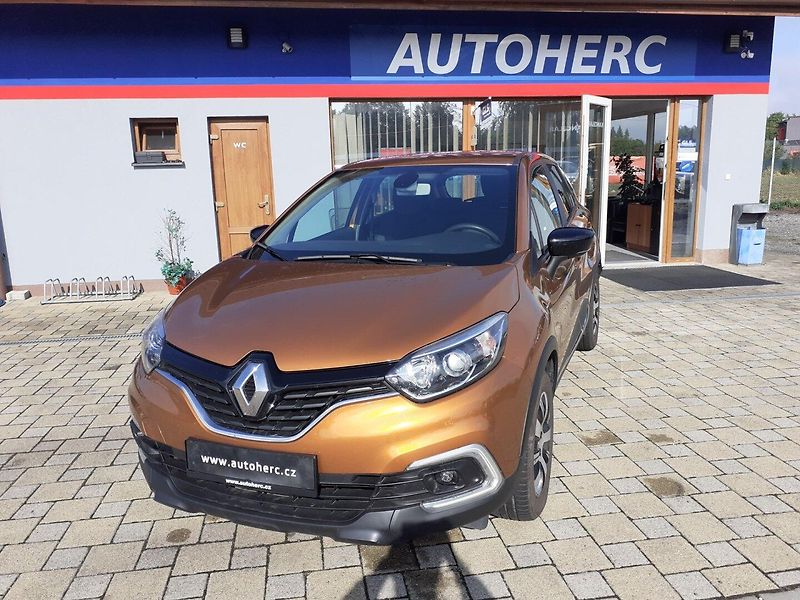 Renault Captur (2017) 1.2 TCe  87kW - fotka 1 z 33