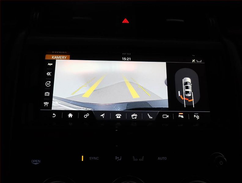 Land Rover Discovery (2018) 3.0 Td6 - fotka 25 z 26