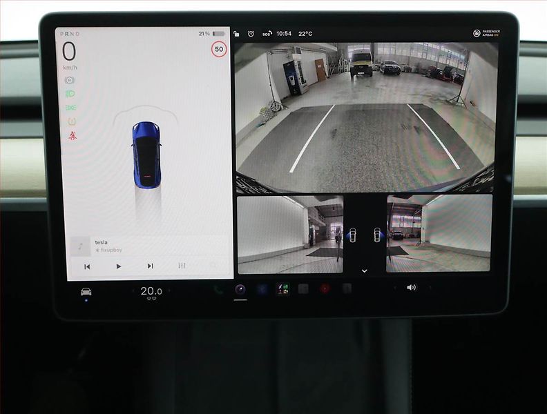 Tesla Model Y (2022) Long Range AWD 79kWh, SoH 91% - fotka 16 z 21