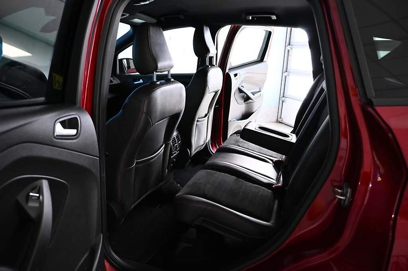 Ford Kuga (2018) 2.0 ST-LINE 4x4 Bi-Xenon Kamer - fotka 9 z 32