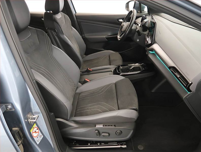 Volkswagen ID.5 (2022) Pro Perf. (82 kWh), SoH 91% - fotka 9 z 32