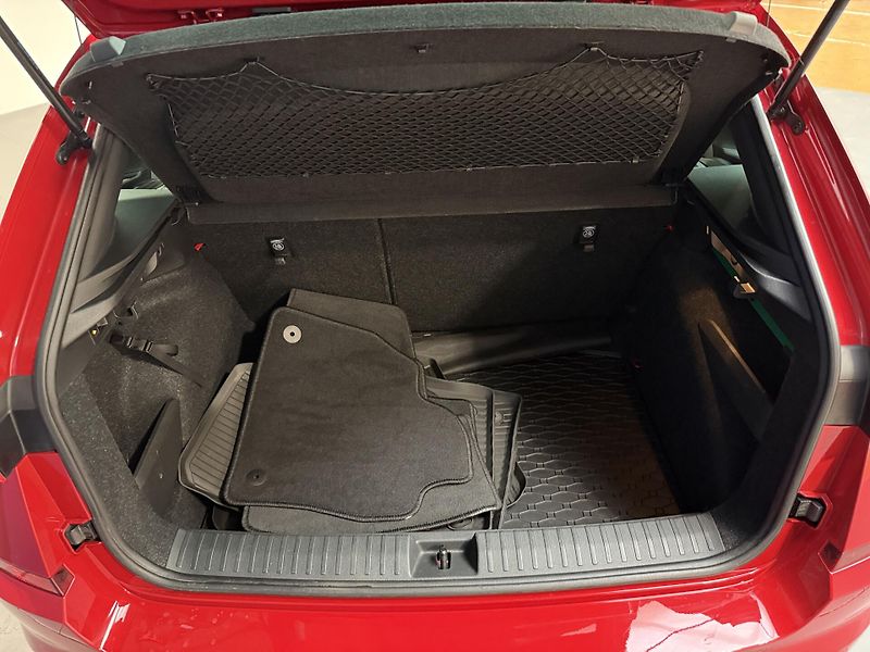 Škoda Kamiq 1.5 TSI 110 kW Monte Carlo DSG - fotka 12 z 13