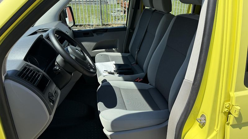 Volkswagen Transporter (2015) 2.0TDi*84kW*KLIMA*6MÍST*DOKA* - fotka 10 z 25